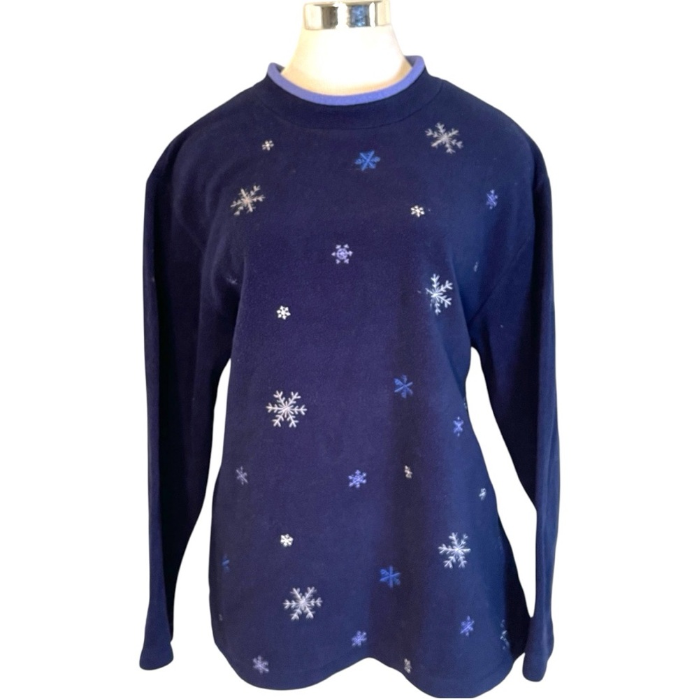 Fleece Snowflake Theme Cozy Top